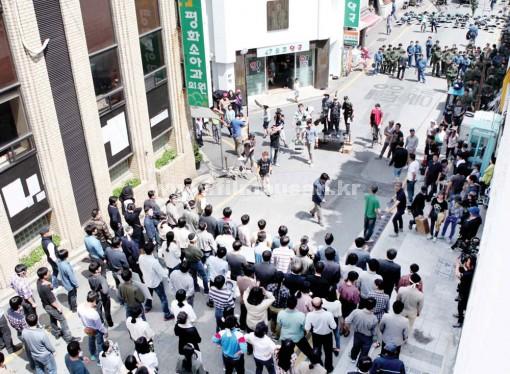 부산촬영 Close Up  고졸출신 변호사, 대학생 진우의 국가보안법 재판을 변호하다!  영화 [변호인]